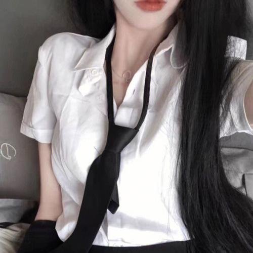 某天初恋闯进来